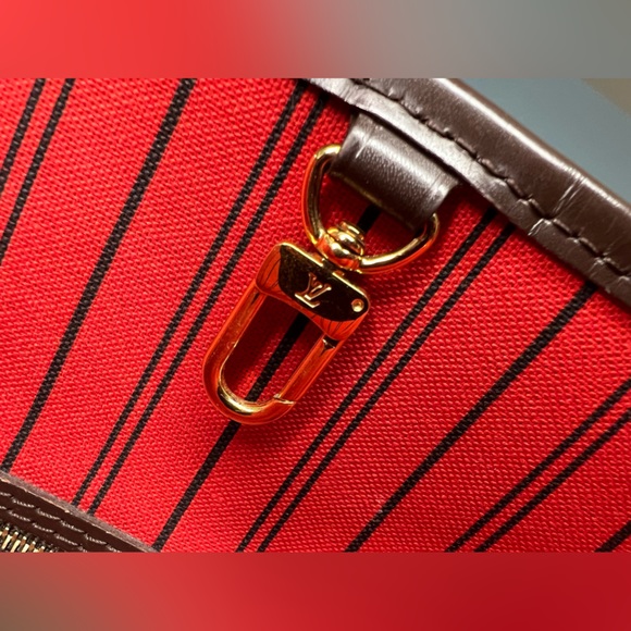 - Louis Vuitton Never-full - Picture 9 of 16